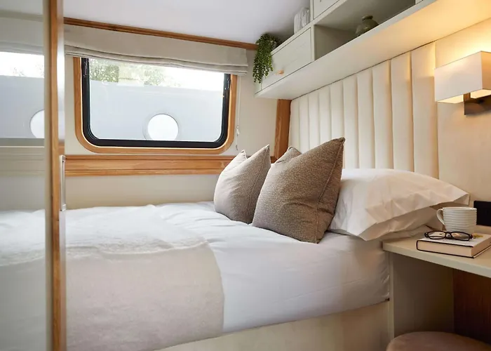 Luxus Wohnschiff Madam President 度假居 *