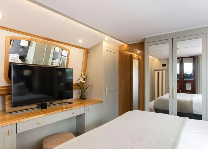 Luxus Wohnschiff Madam President