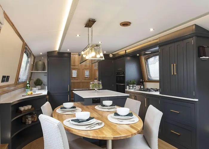 Luxus Wohnschiff Madam President *