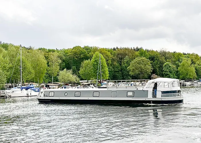 Luxus Wohnschiff Madam President Ferienhaus *