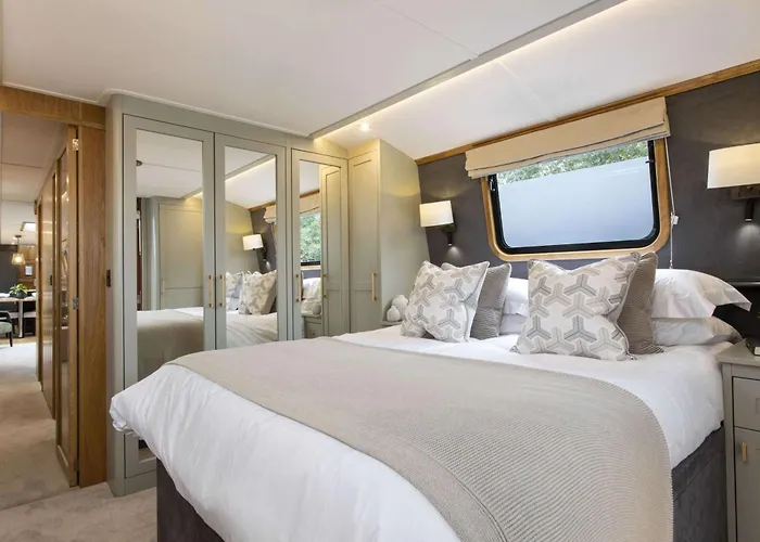 Ferienhaus Luxus Wohnschiff Madam President